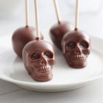 Chocolate Skull Pops