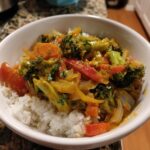 vegetable stir fry with peanut sauce